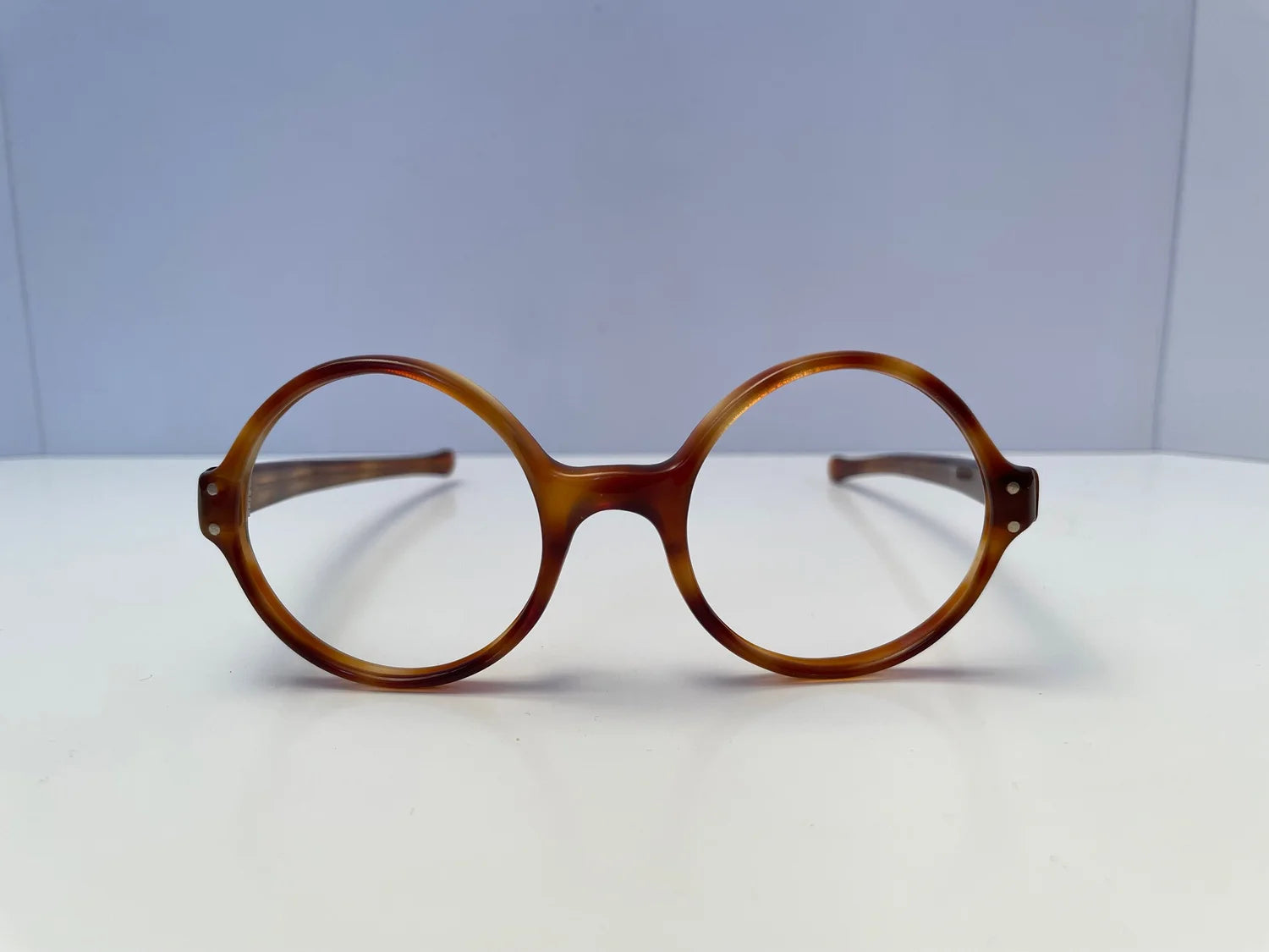 Vintage blonde tortoise French round zyl frame circa 1960's