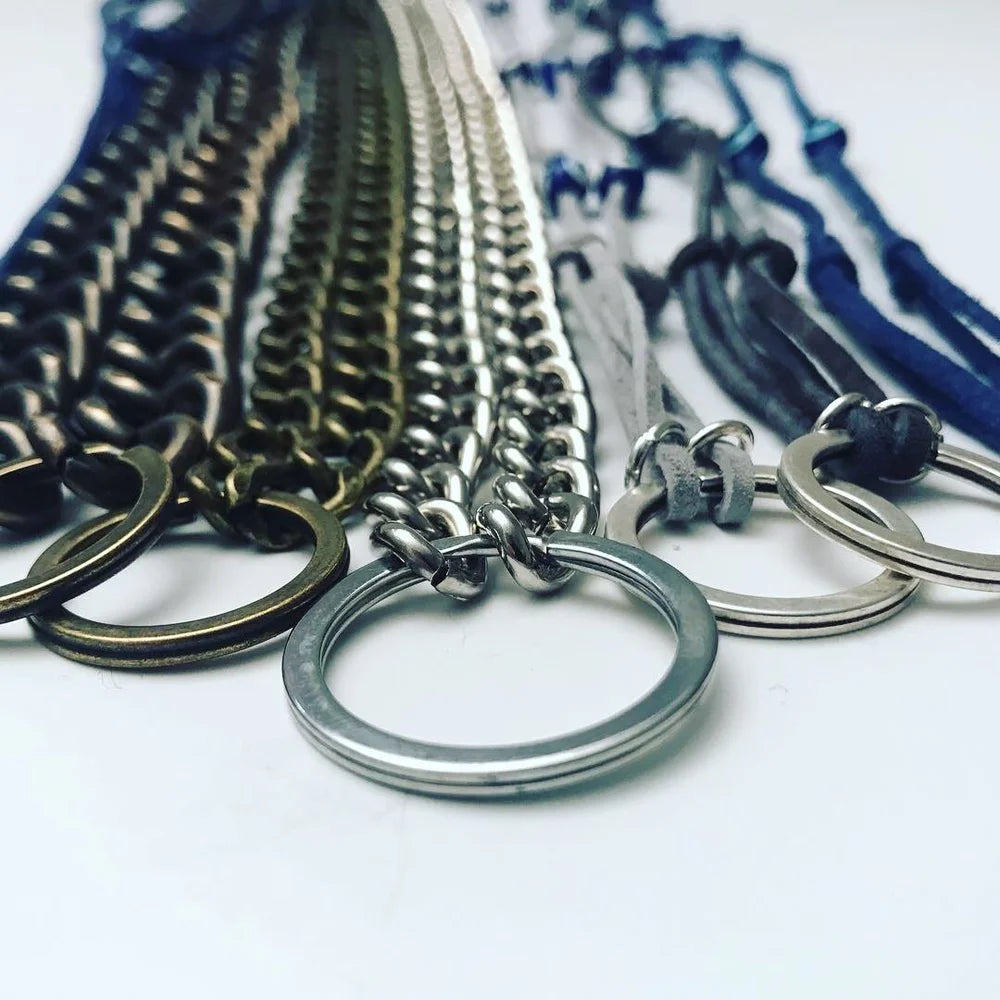 Chaingang Eyeglass Holder